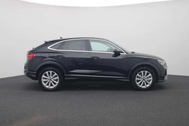 Audi Q3 (2024) thumbnail 6