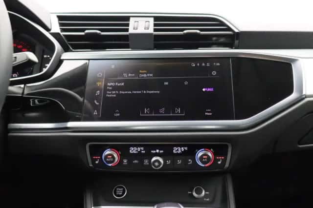 Audi Q3 (2024) thumbnail 8