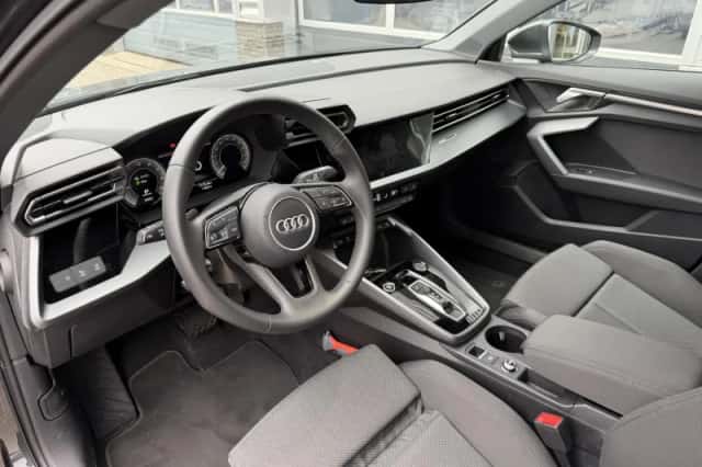 Audi A3 (2025) thumbnail 4