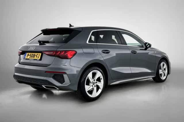 Audi A3 (2022) thumbnail 5