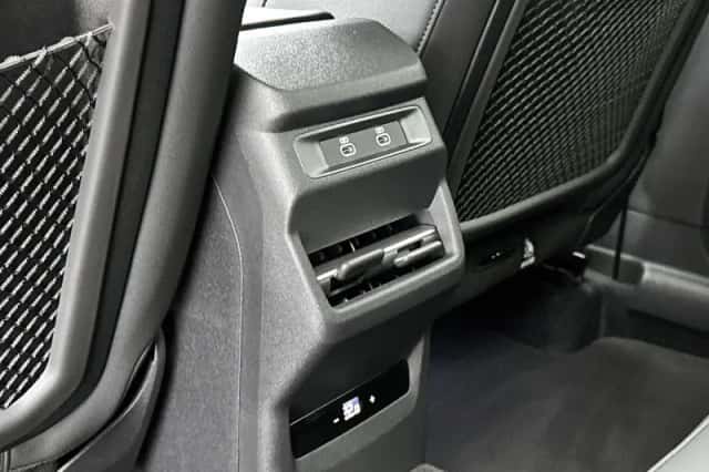 Audi Q3 (2026) thumbnail 12