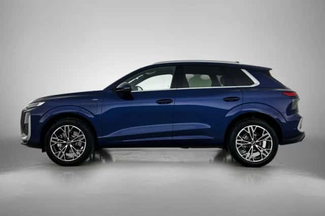 Audi Q3 (2026) thumbnail 3