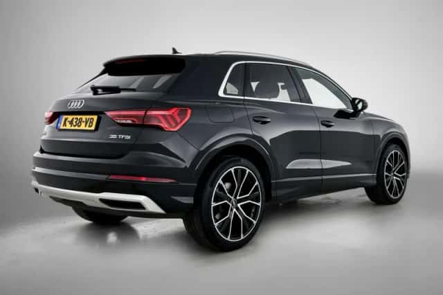 Audi Q3 (2021) thumbnail 5