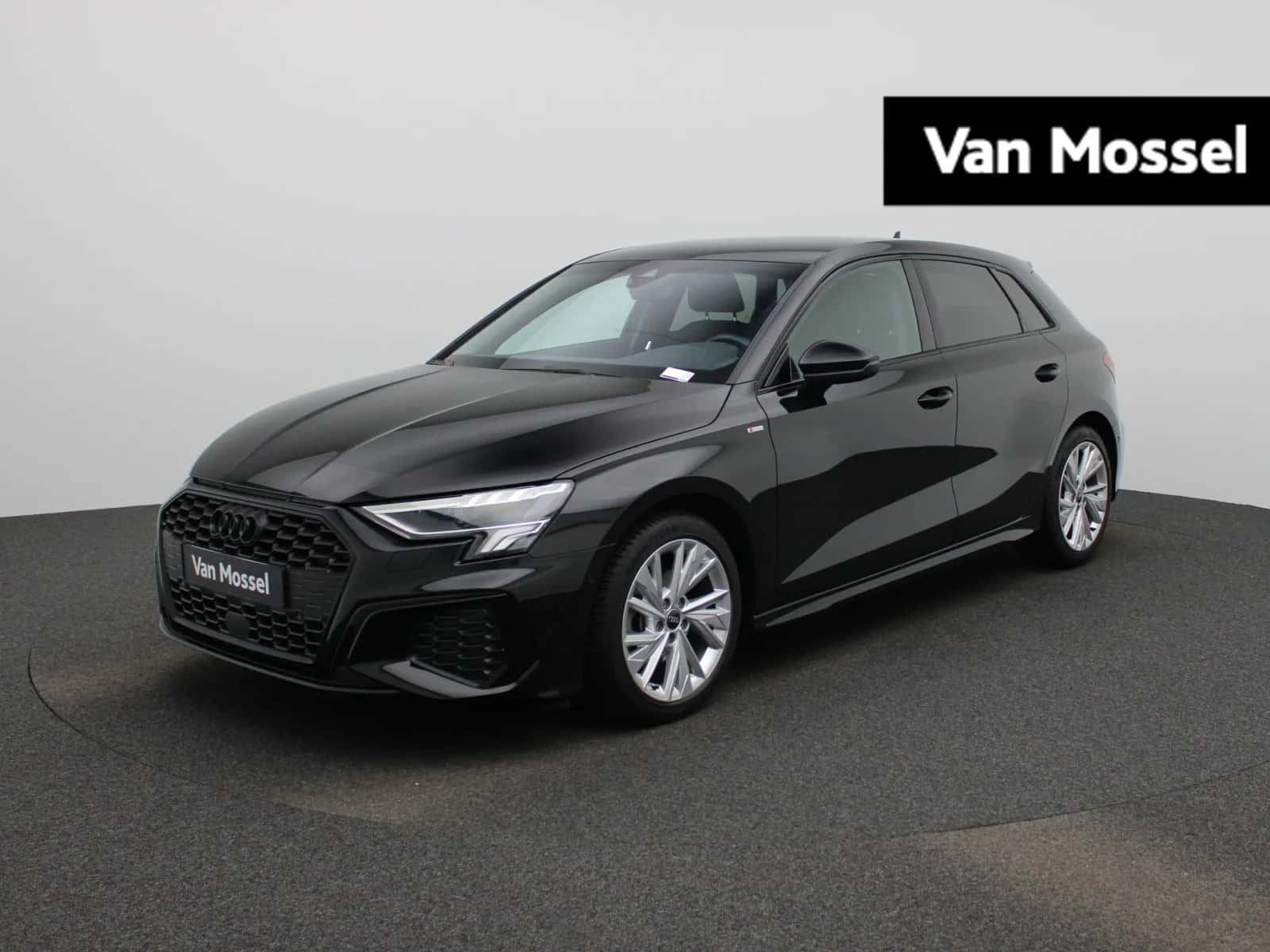 Audi A3 (2024) — foto 1
