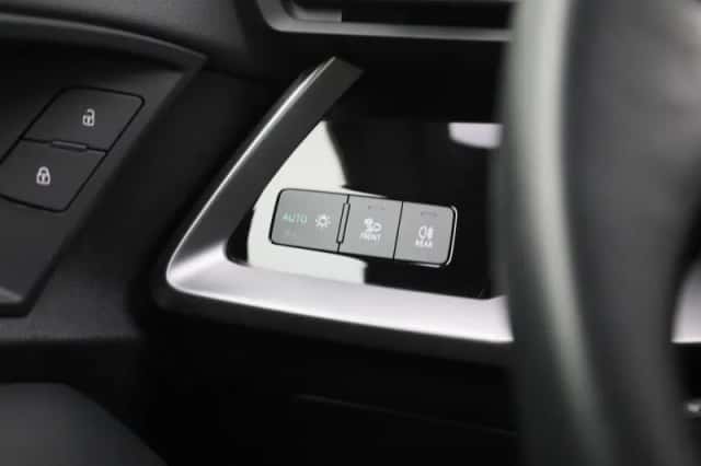 Audi A3 (2024) thumbnail 24