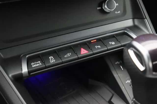 Audi Q3 (2023) thumbnail 21