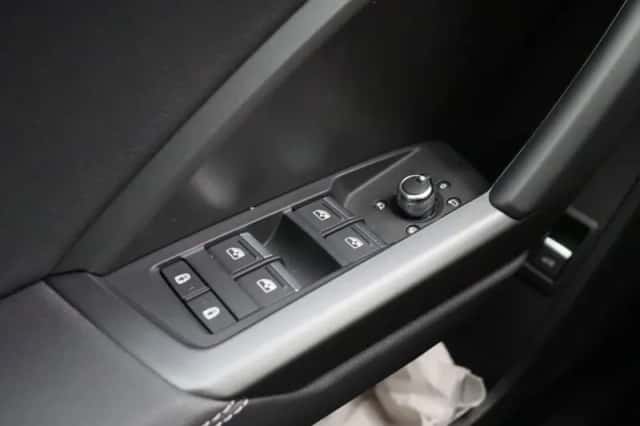 Audi Q3 (2023) thumbnail 27