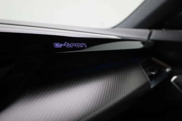 Audi e-tron GT (2023) thumbnail 28