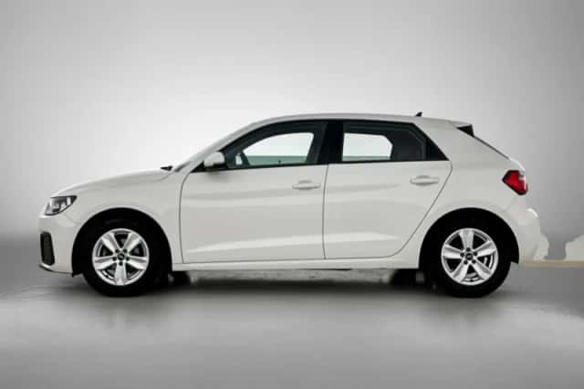 Audi A1 (2021) thumbnail 3