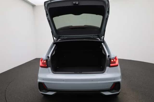 Audi A1 (2025) thumbnail 11
