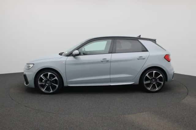Audi A1 (2025) thumbnail 4