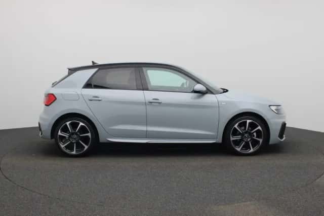 Audi A1 (2025) thumbnail 6