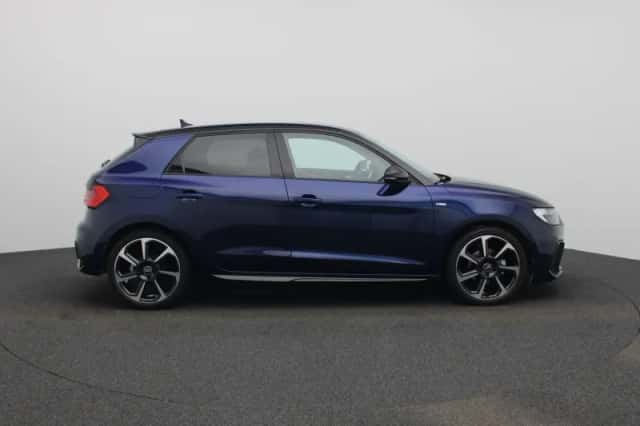 Audi A1 (2025) thumbnail 6