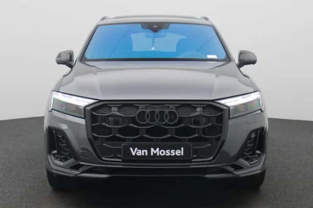 Audi Q7 (2025) thumbnail 2