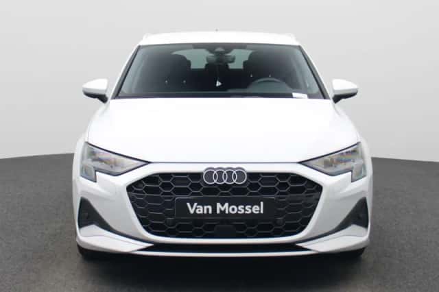 Audi A3 (2025) thumbnail 2