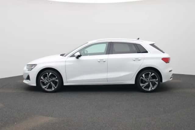 Audi A3 (2025) thumbnail 4