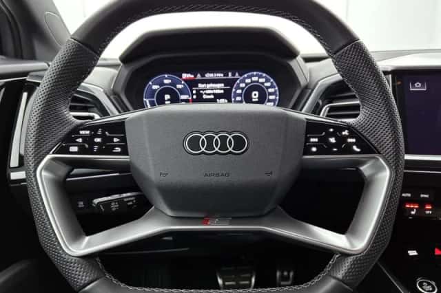 Audi Q4 (2025) thumbnail 15
