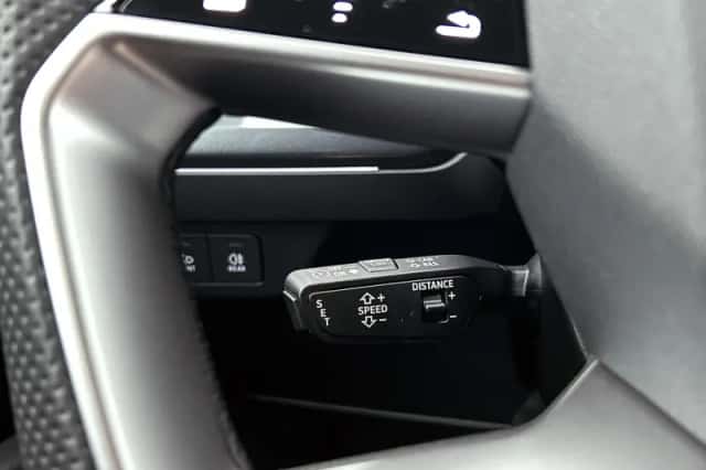Audi Q4 (2025) thumbnail 17