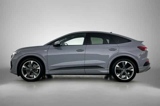 Audi Q4 (2025) thumbnail 3