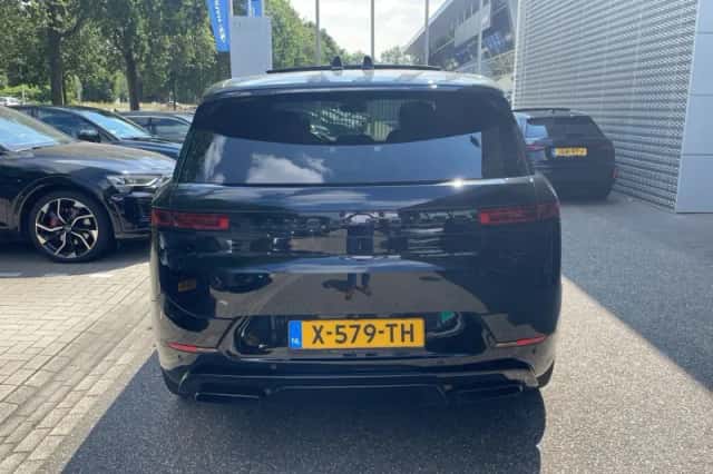 Land Rover Range Rover Sport (2024) thumbnail 6