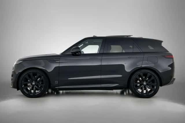 Land Rover Range Rover Sport (2024) thumbnail 3