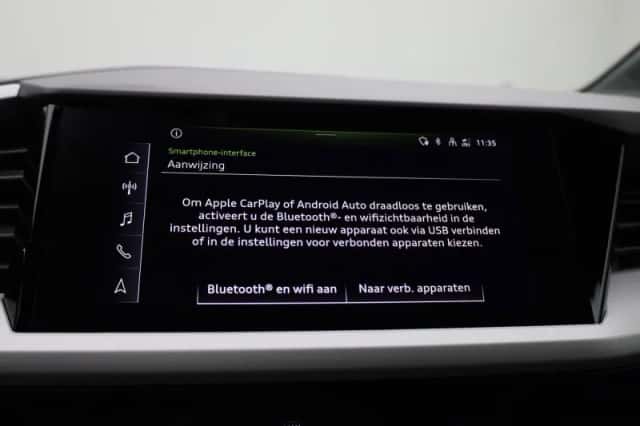 Audi Q4 (2023) thumbnail 25