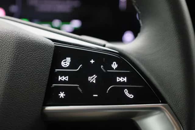 Audi Q6 e-tron (2025) thumbnail 22