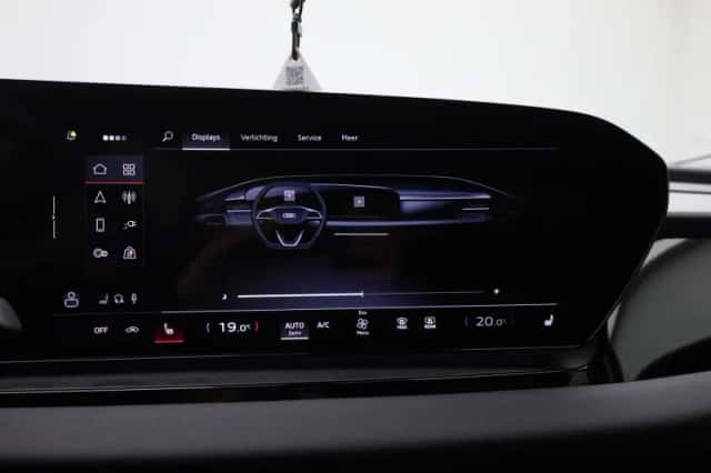 Audi Q6 e-tron (2025) thumbnail 34