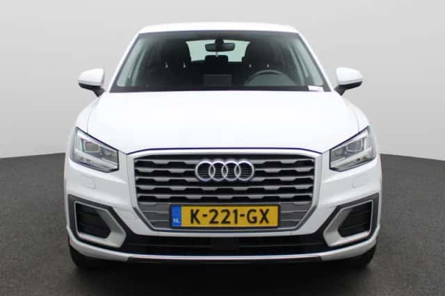 Audi Q2 (2021) thumbnail 2