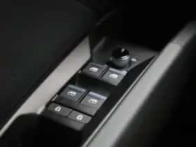 Audi Q4 thumbnail 36