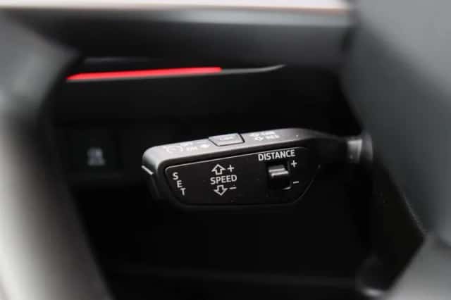 Audi Q4 e-tron (2024) thumbnail 24