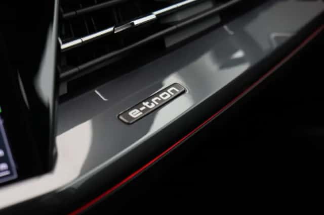 Audi Q4 e-tron (2024) thumbnail 33