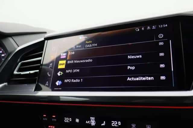 Audi Q4 e-tron (2024) thumbnail 34