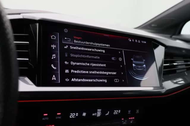 Audi Q4 e-tron (2024) thumbnail 39