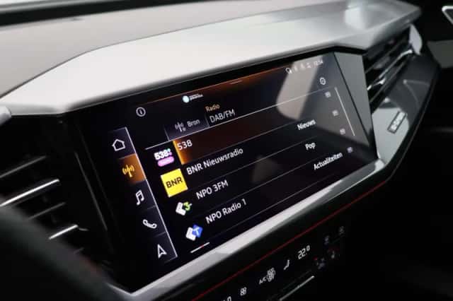 Audi Q4 e-tron (2024) thumbnail 40