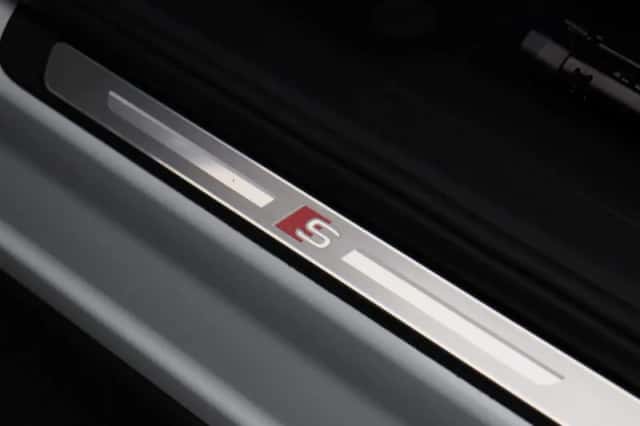 Audi Q4 e-tron (2024) thumbnail 43