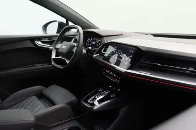 Audi Q4 e-tron (2024) thumbnail 50