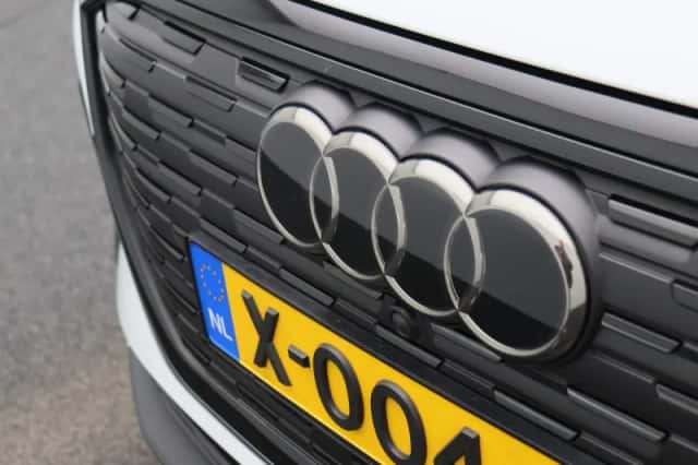 Audi Q4 e-tron (2024) thumbnail 55