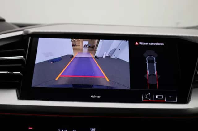 Audi Q4 e-tron (2025) thumbnail 31