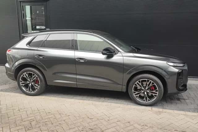 Audi Q3 (2025) thumbnail 4