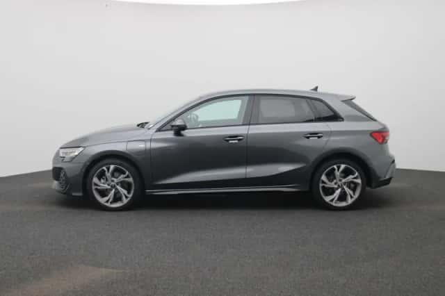 Audi A3 (2025) thumbnail 4