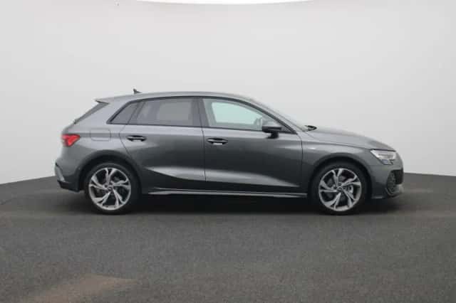 Audi A3 (2025) thumbnail 6