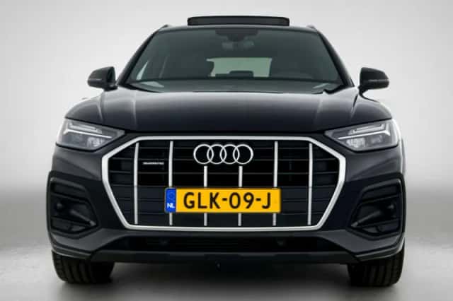 Audi Q5 (2021) thumbnail 2