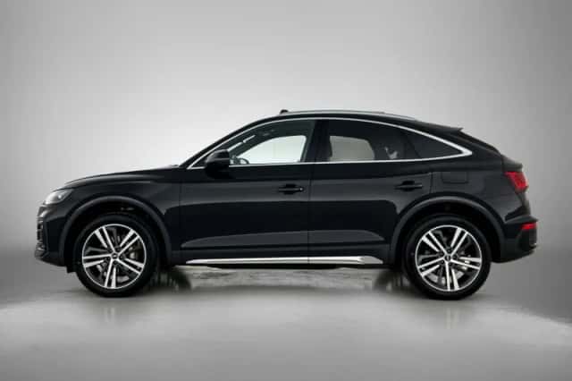 Audi Q5 (2021) thumbnail 3