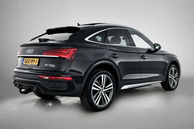 Audi Q5 (2021) thumbnail 5