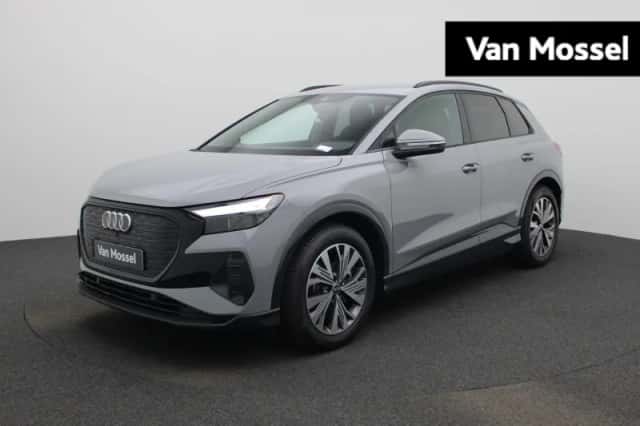 Audi Q4 e-tron (2025) thumbnail 1