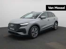 Audi Q4 e-tron thumbnail 1