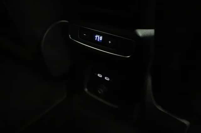 Audi Q4 e-tron (2025) thumbnail 40
