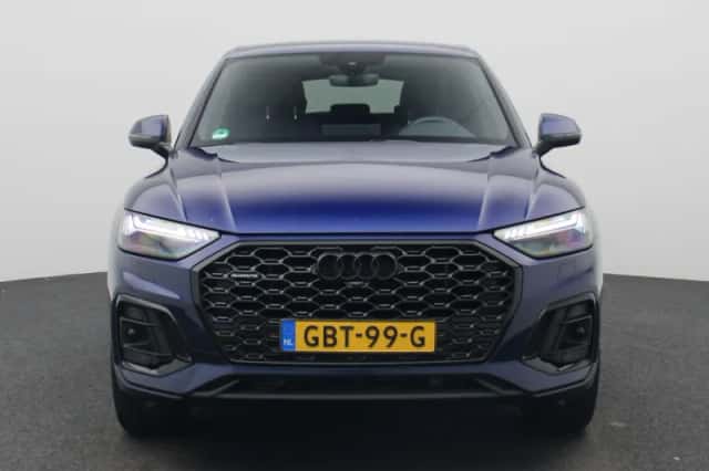 Audi Q5 (2024) thumbnail 3