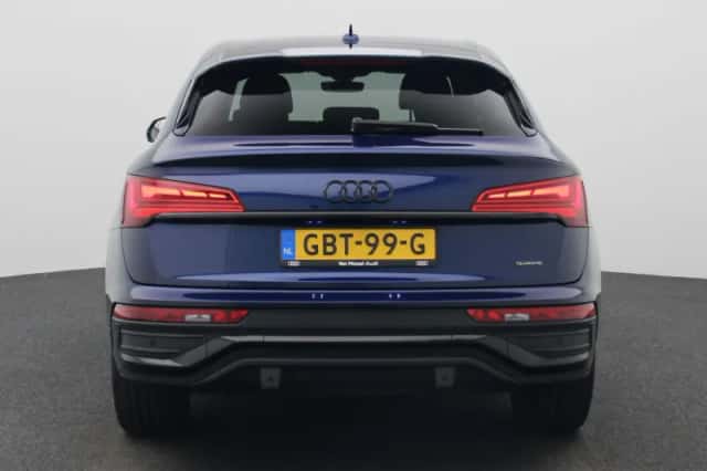 Audi Q5 (2024) thumbnail 5
